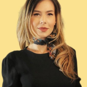 Oana Van-Gulik