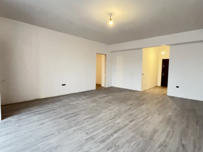 Apartament decomandat 3 camere -Compozitori – foto 2