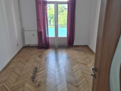 Apartament 2 camere Floreasca | Etaj Intermediar | Balcon si boxa – foto 3