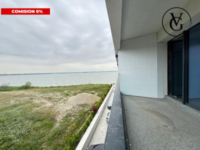 Apartament cu 2 camere – vedere spre lac – Private Lake