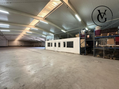 Spatiu industrial | Hala + birouri | 4.871 mp teren | Tulcea – foto 4