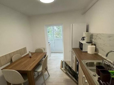 Apartament 2 camere | Faleza Nord | Decomandat – foto 3
